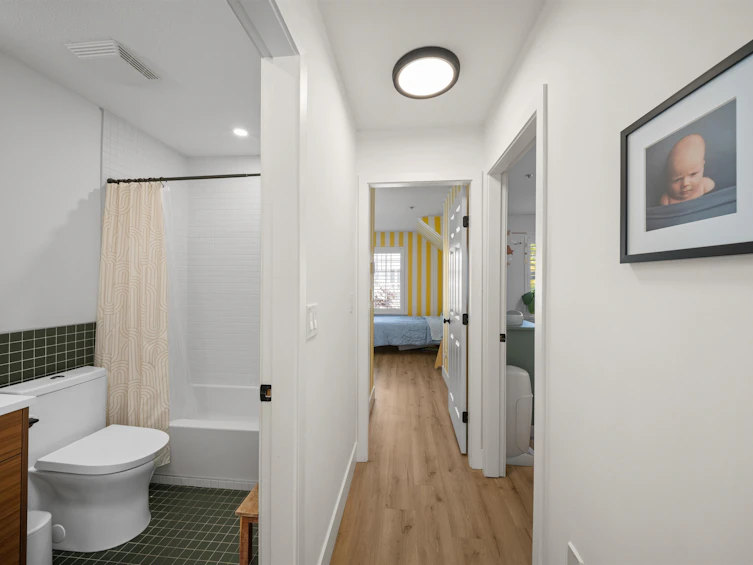 18-222 E 5th Street, North Vancouver, BC, V7L 1L7 - 20