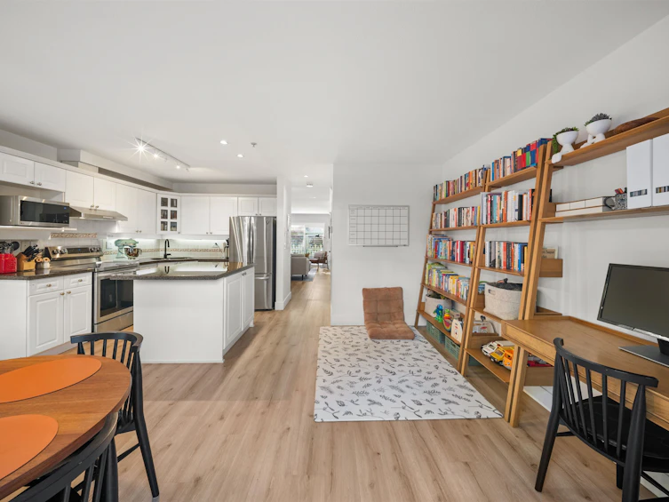 18-222 E 5th Street, North Vancouver, BC, V7L 1L7 - 12