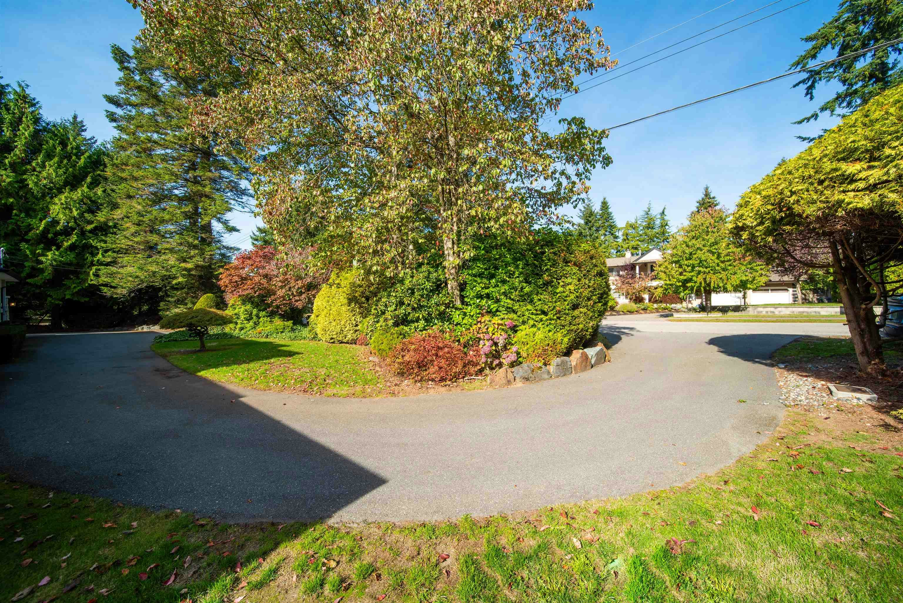 13756 18 Avenue - 3
