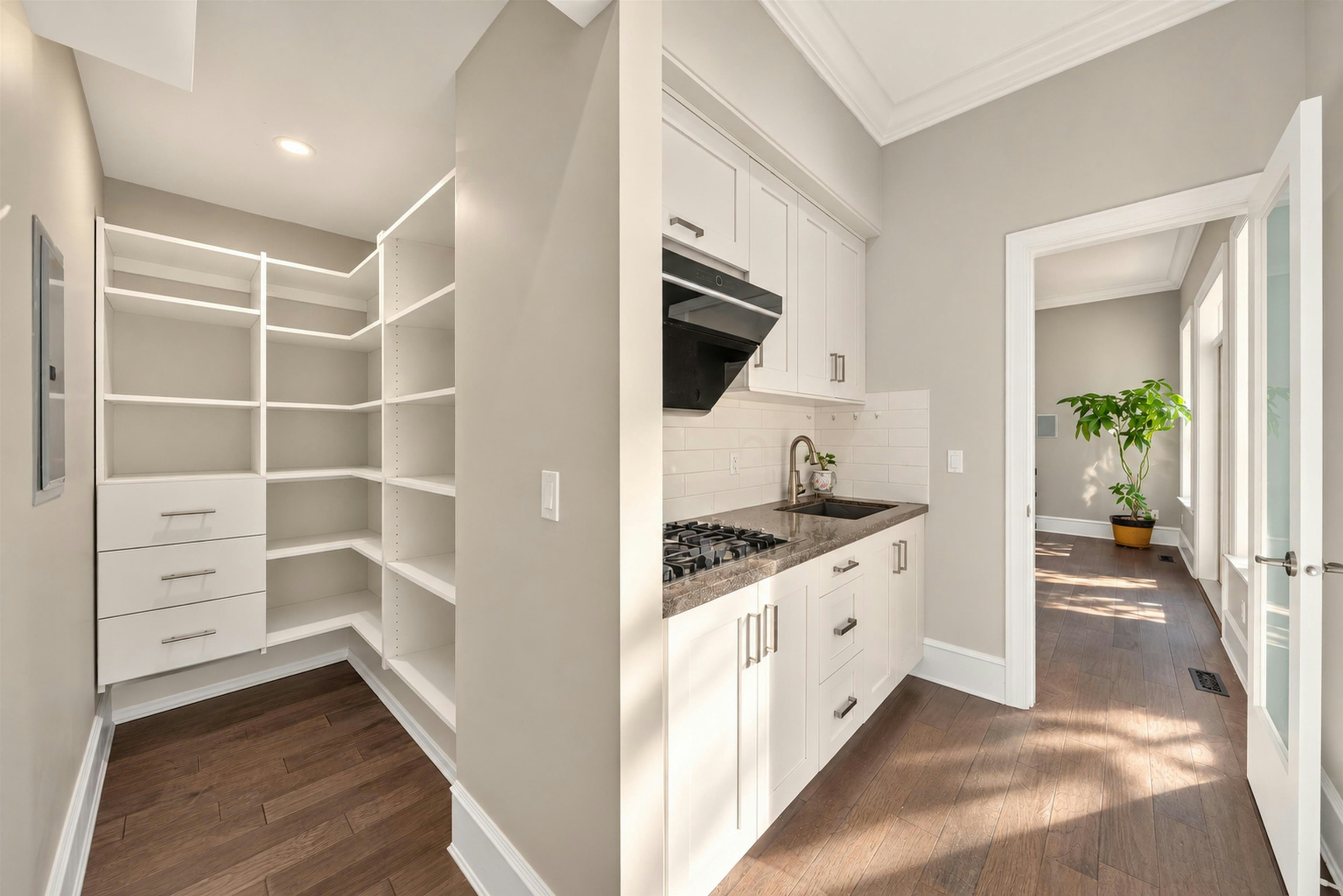 13756 18 Avenue, Surrey, BC, V4A 1W4 - 10