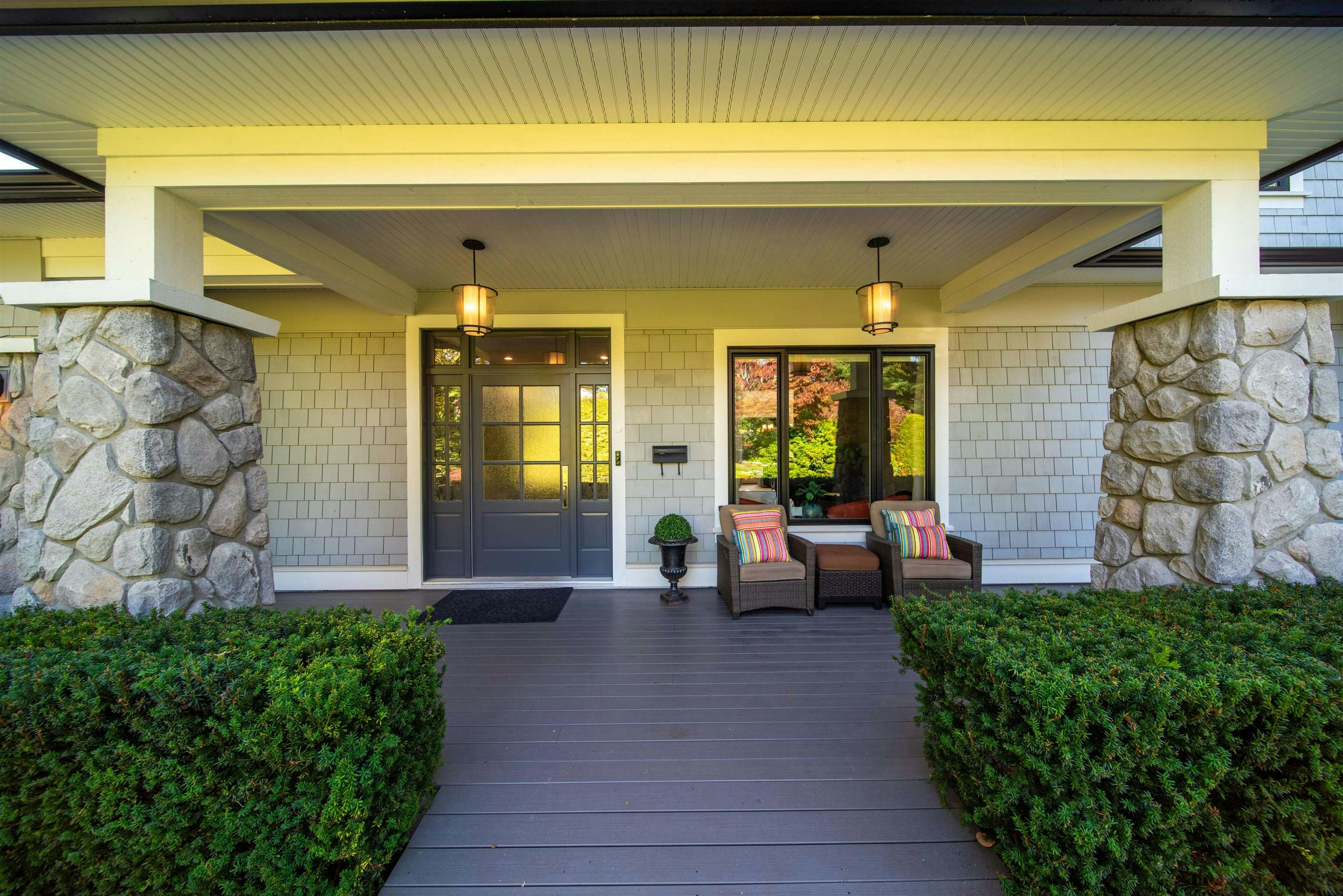 13756 18 Avenue - 5