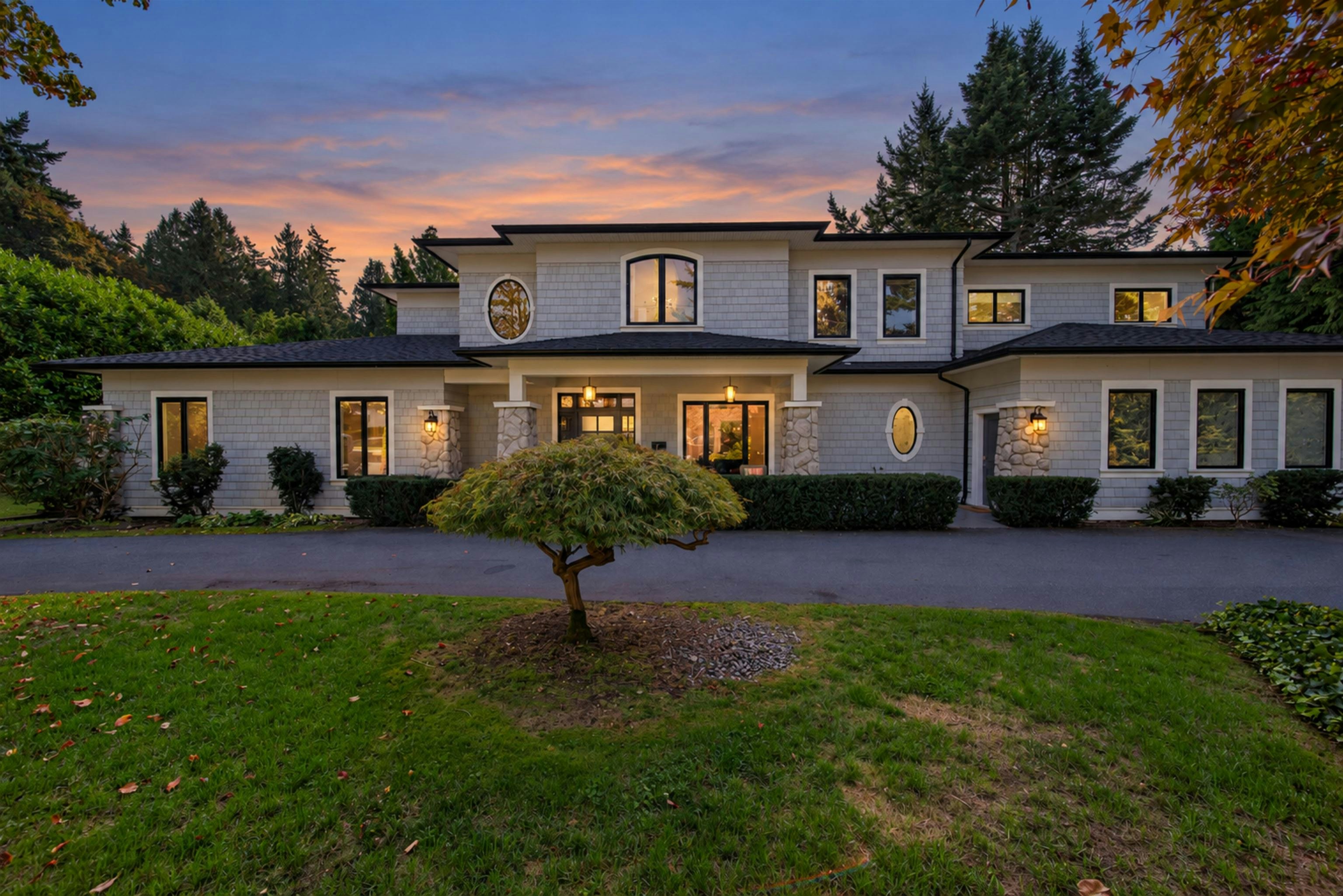 13756 18 Avenue, Surrey, BC, V4A 1W4