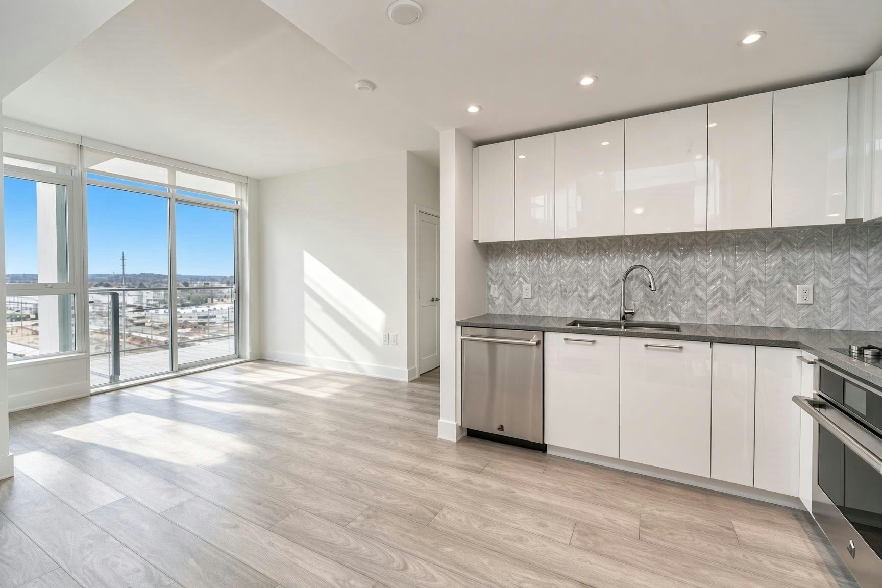 804-3581 E Kent Avenue North, Vancouver, BC, V5S 0H6 - 4