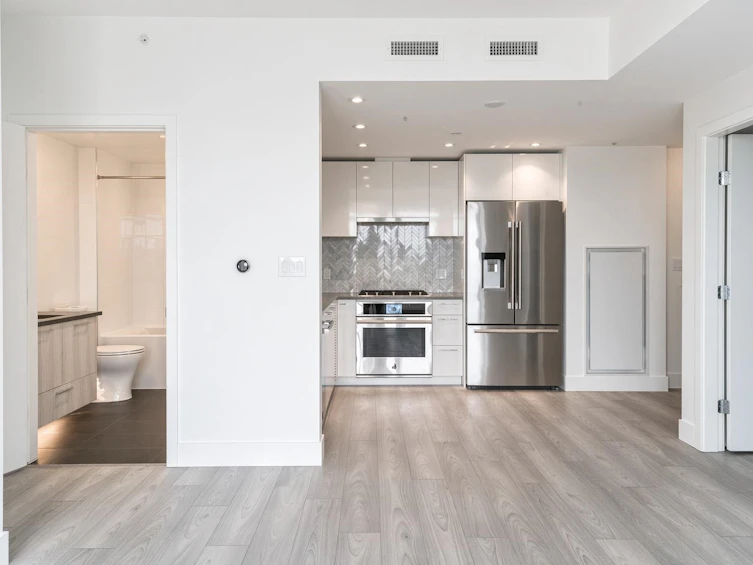 804-3581 E Kent Avenue North, Vancouver, BC, V5S 0H6 - 5