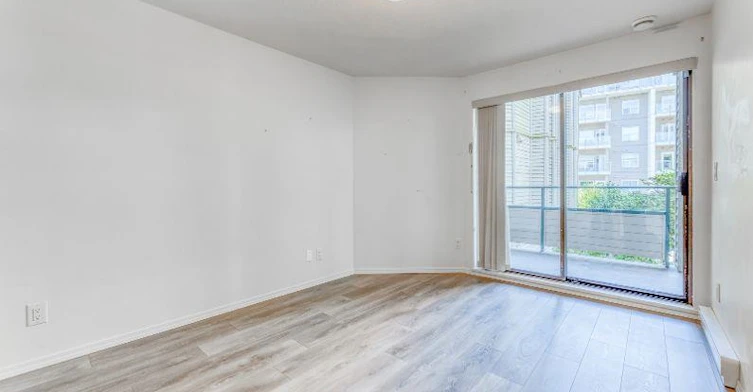 210-2915 Glen Drive, Coquitlam, BC, V3B 7H8 - 7