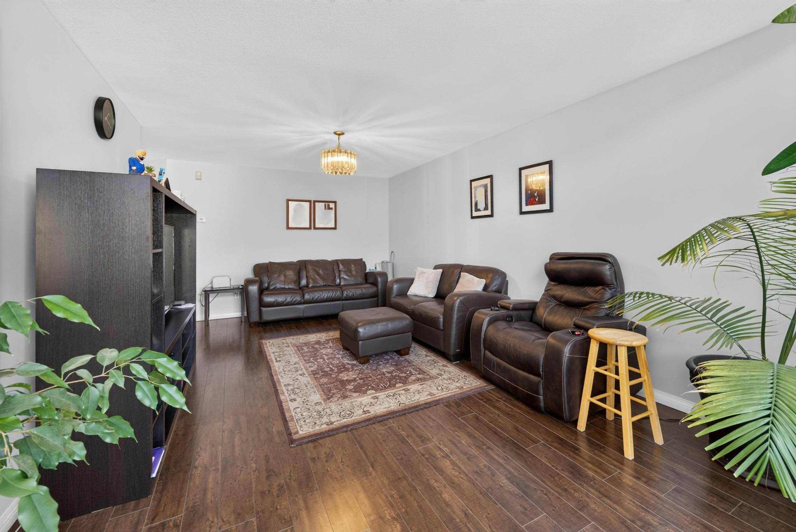 15-7250 122 Street - 2