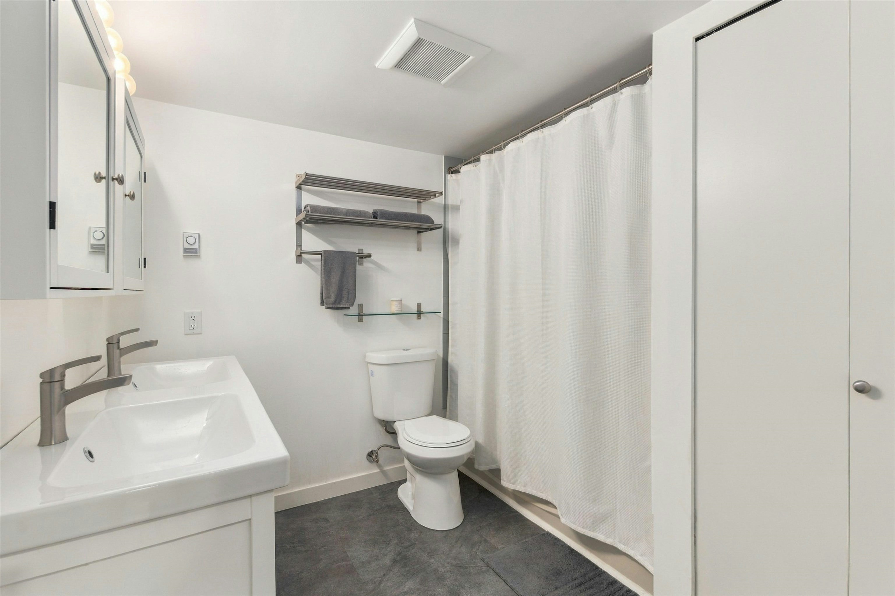 5-1101 W 8th Avenue, Vancouver, BC, V6H 1C5 - 17