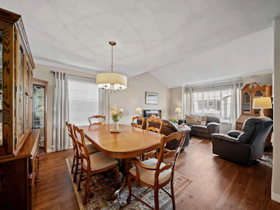 34-6885 184 Street - 4