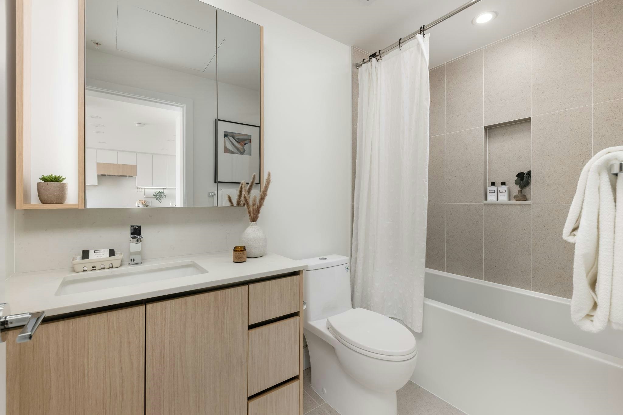 3905-13573 98a Avenue, Surrey, BC, V3T 0X1 - 7