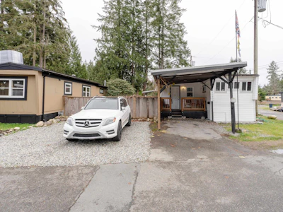 23252 Calvin Crescent - 2