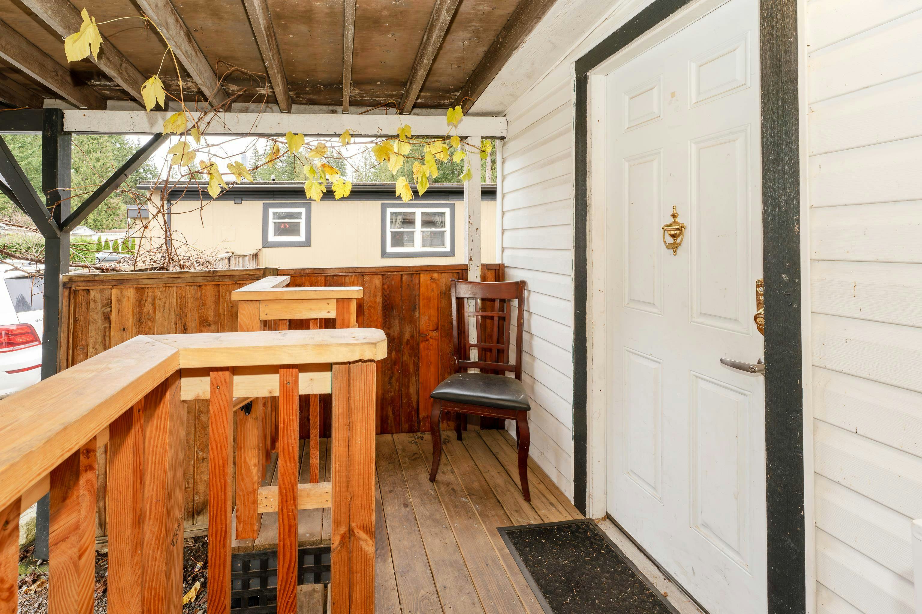 23252 Calvin Crescent - 4