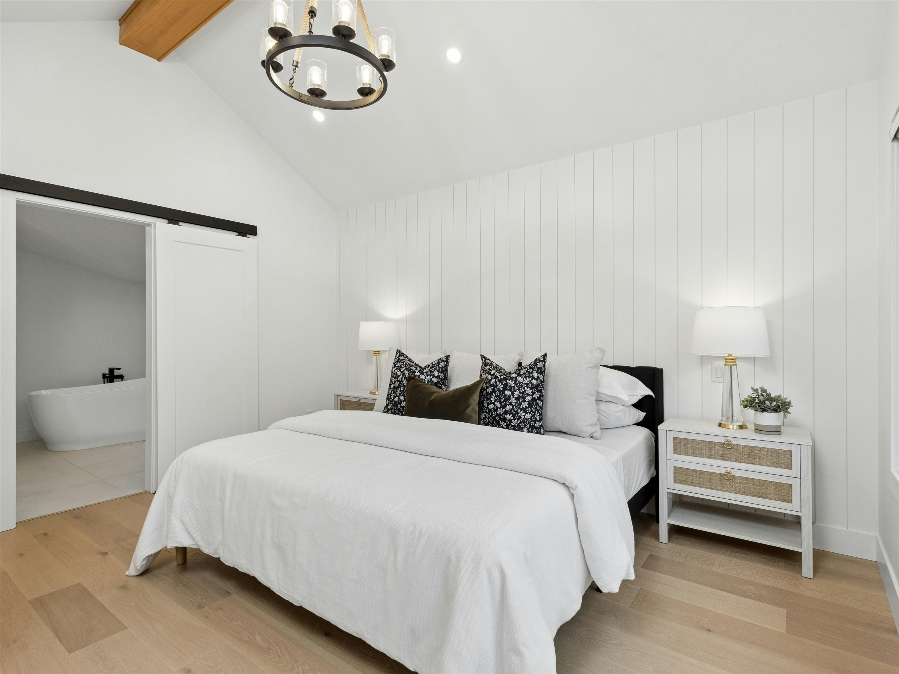 1260 Plateau Drive, North Vancouver, BC, V7P 2J4 - 20