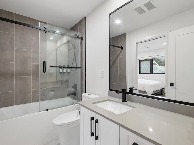 1260 Plateau Drive, North Vancouver, BC, V7P 2J4 - 25