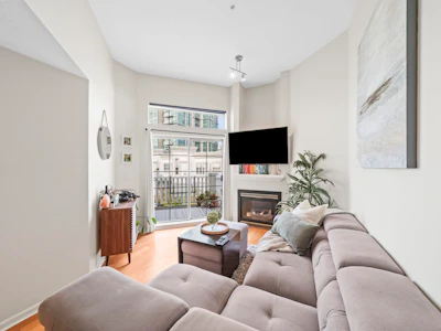 413-147 E 1st Street - 5