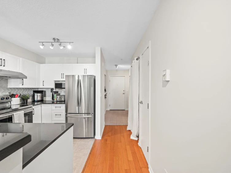 413-147 E 1st Street, North Vancouver, BC, V7L 1B2 - 9