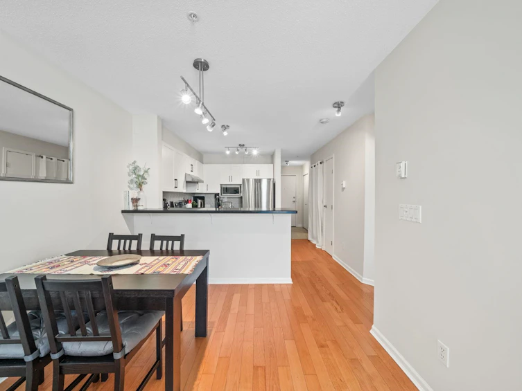 413-147 E 1st Street, North Vancouver, BC, V7L 1B2 - 14