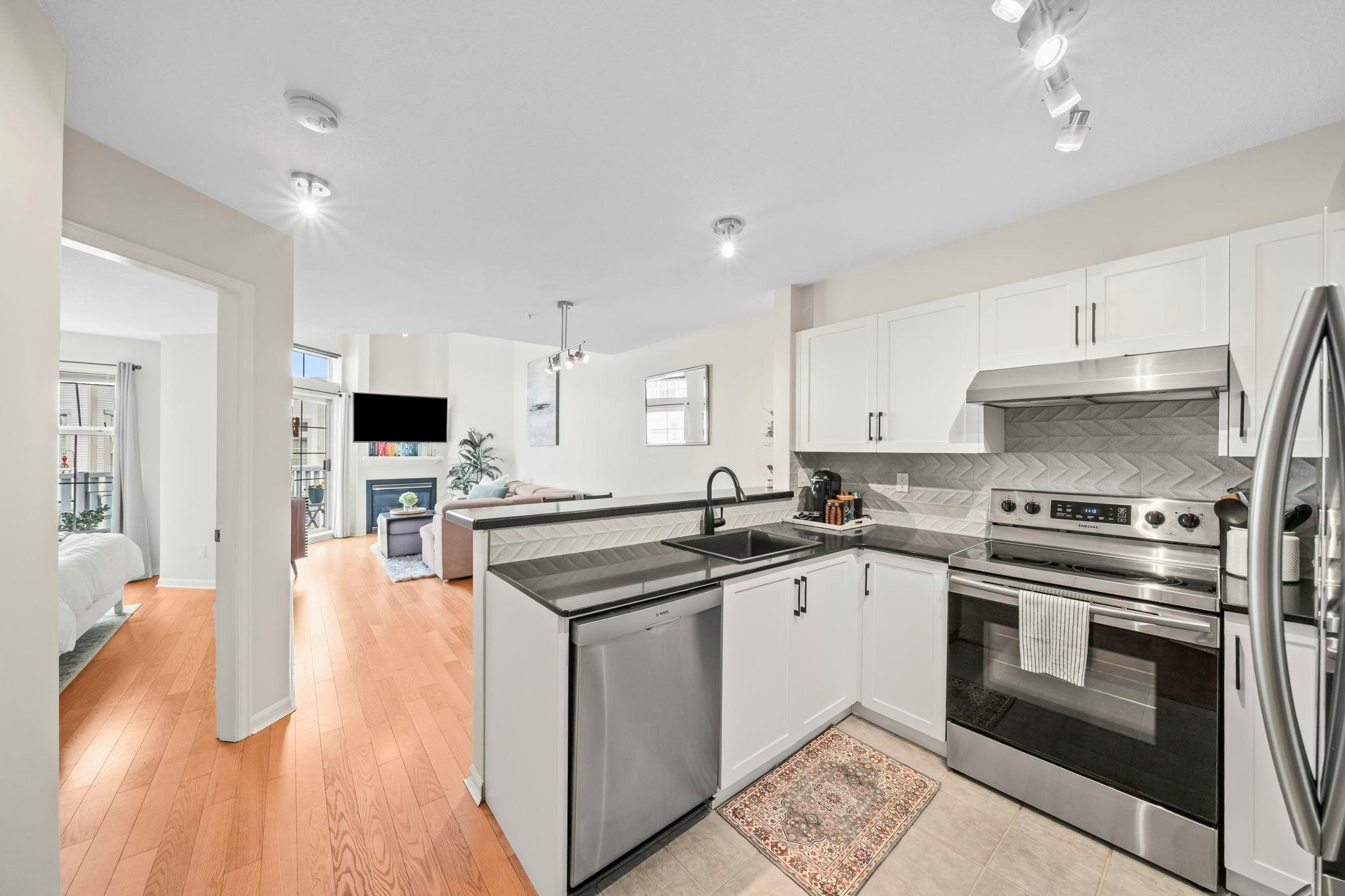 413-147 E 1st Street, North Vancouver, BC, V7L 1B2 - 7