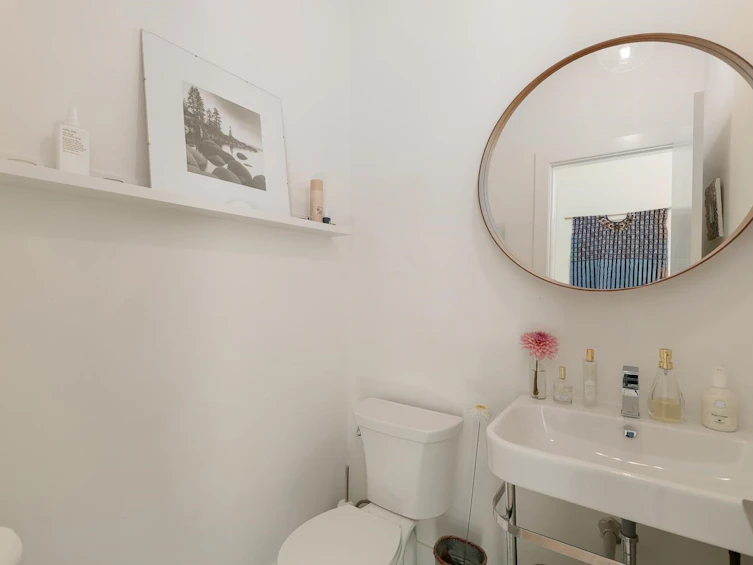572 E 16th Avenue, Vancouver, BC, V5T 2V2 - 12