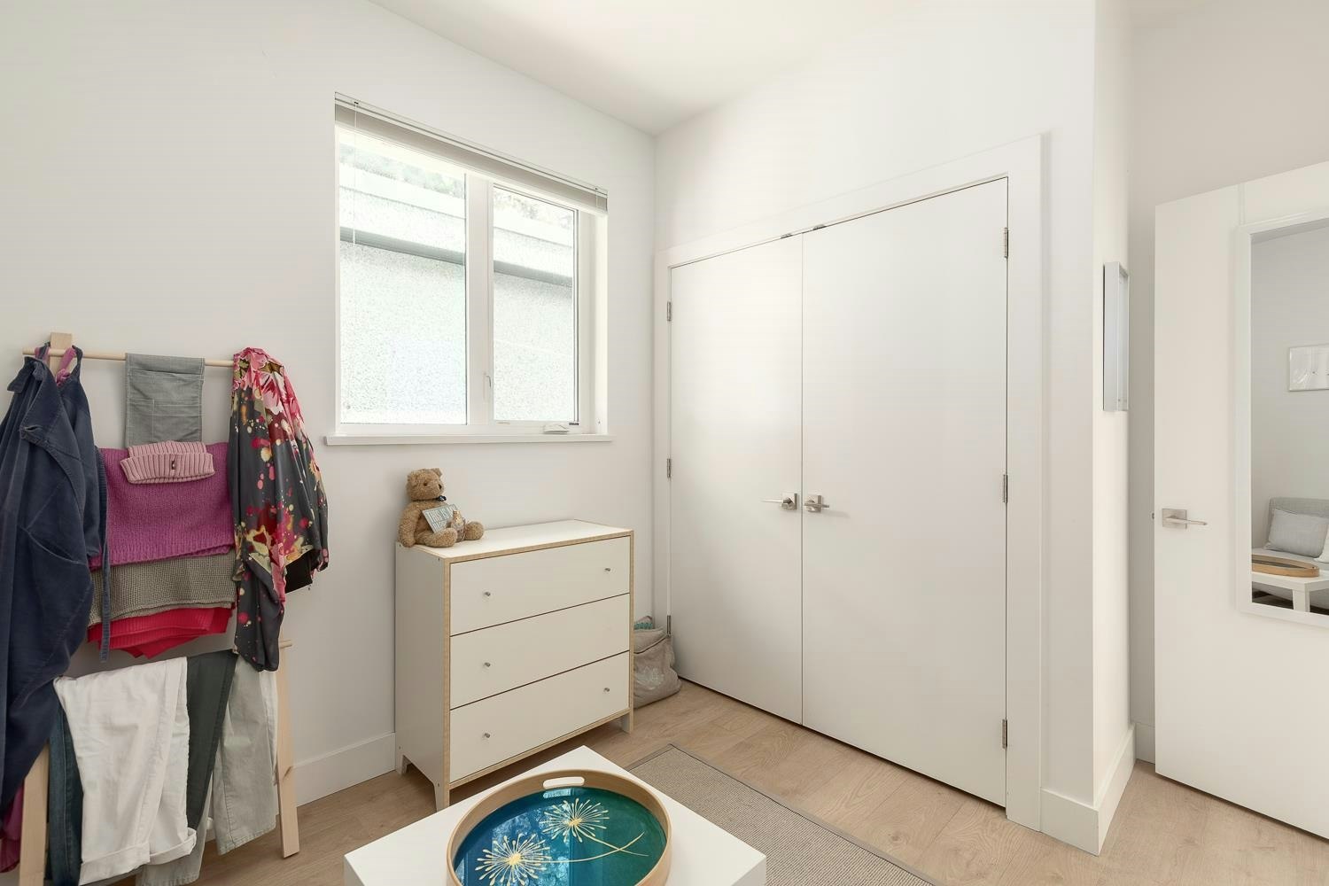 572 E 16th Avenue, Vancouver, BC, V5T 2V2 - 16
