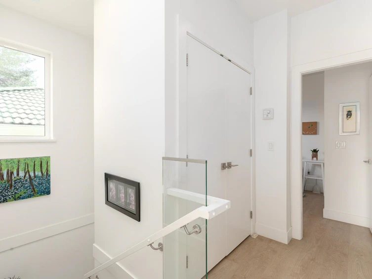 572 E 16th Avenue, Vancouver, BC, V5T 2V2 - 13