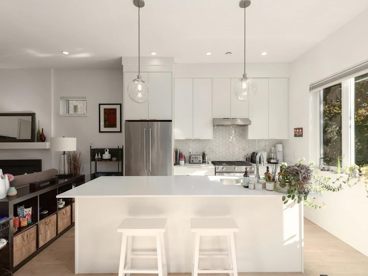 572 E 16th Avenue, Vancouver, BC, V5T 2V2 - 8