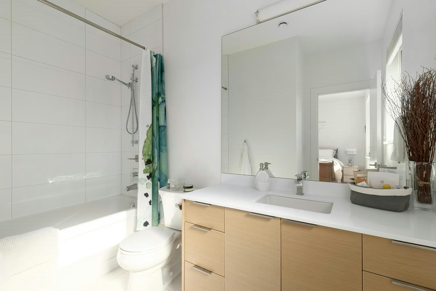 572 E 16th Avenue, Vancouver, BC, V5T 2V2 - 21
