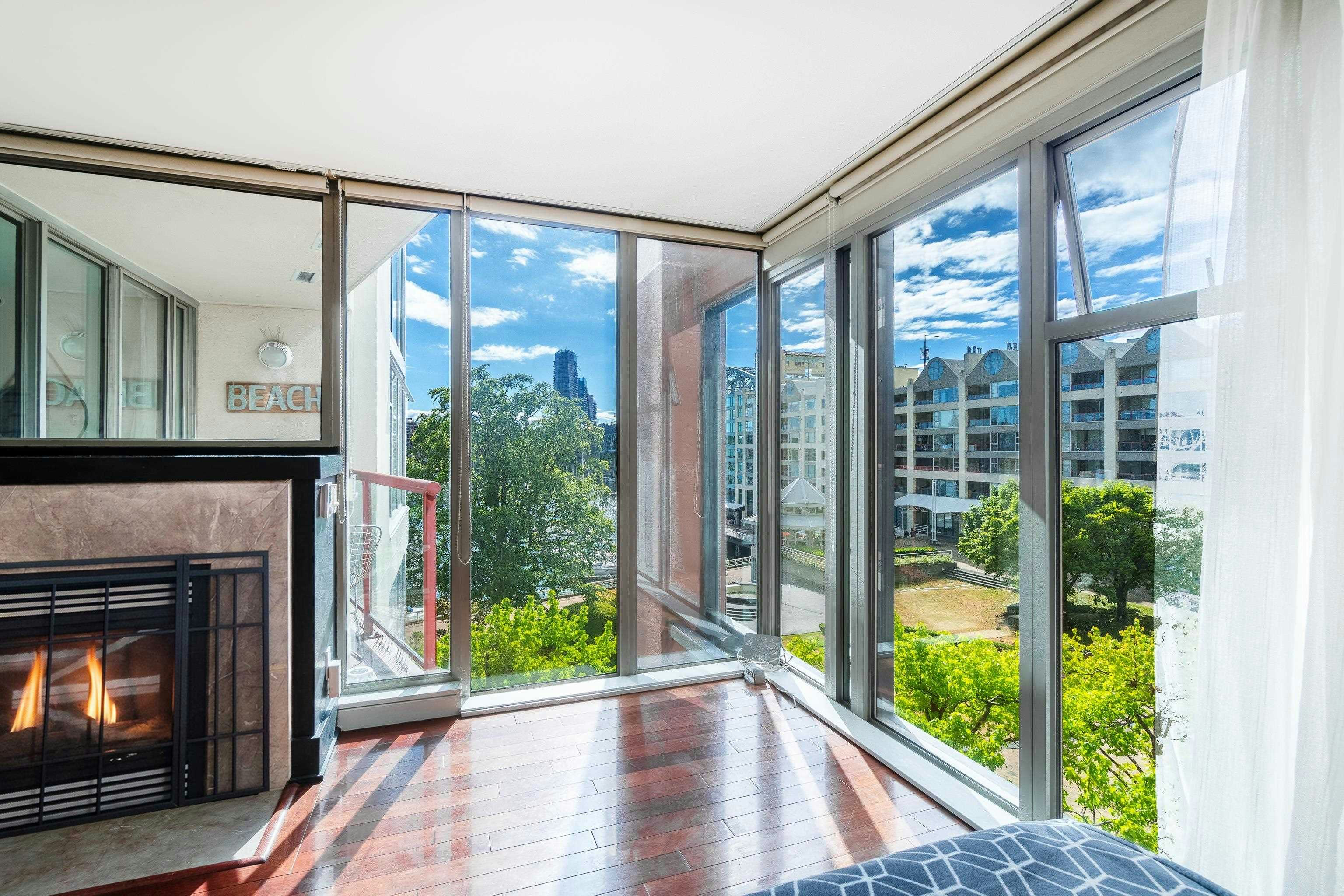 503-990 Beach Avenue, Vancouver, BC, V6Z 2N9