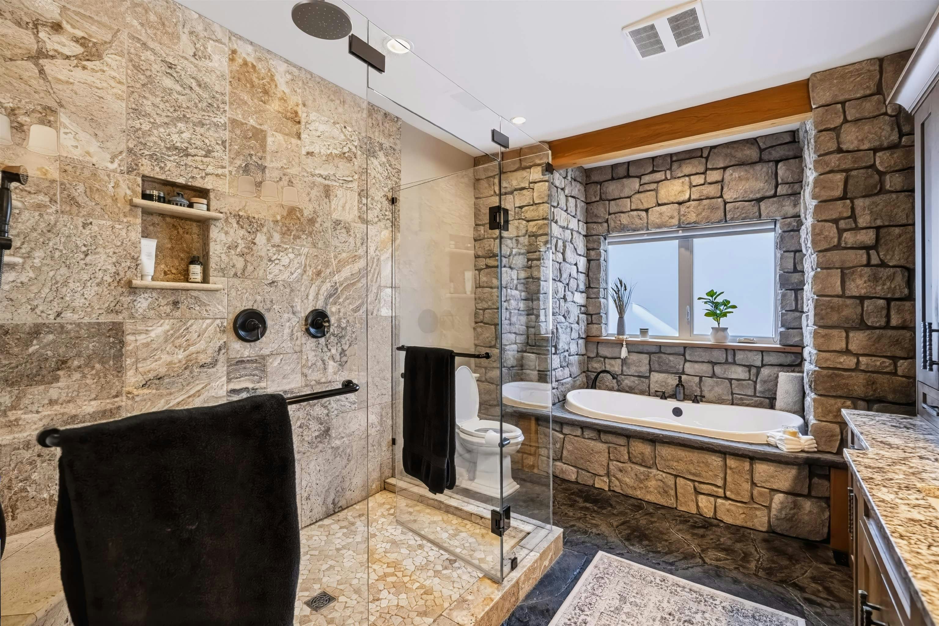 7460 Bradner Road, Abbotsford, BC, V4X 2B6 - 16