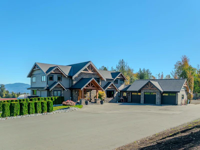 7460 Bradner Road - 2