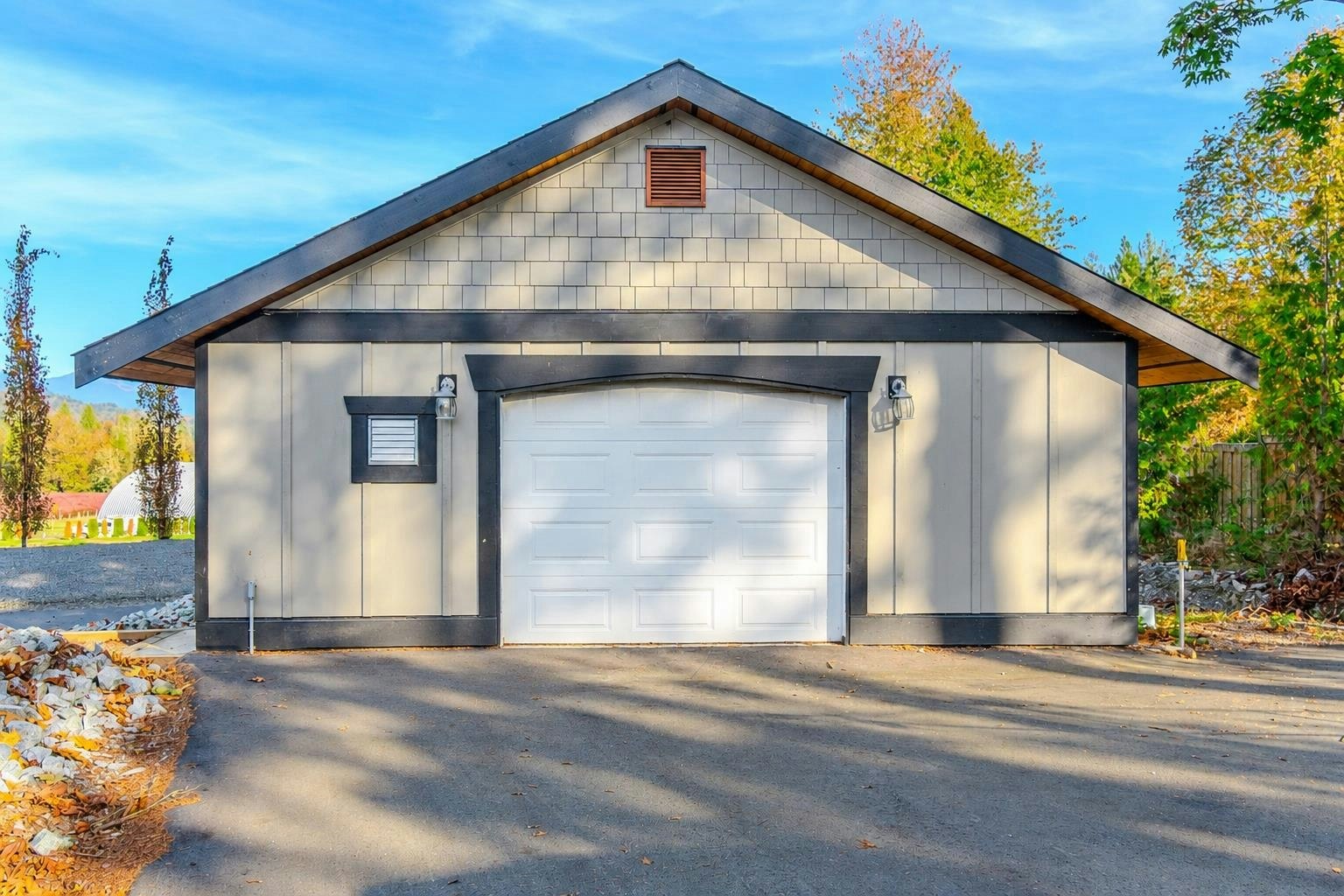 7460 Bradner Road, Abbotsford, BC, V4X 2B6 - 40