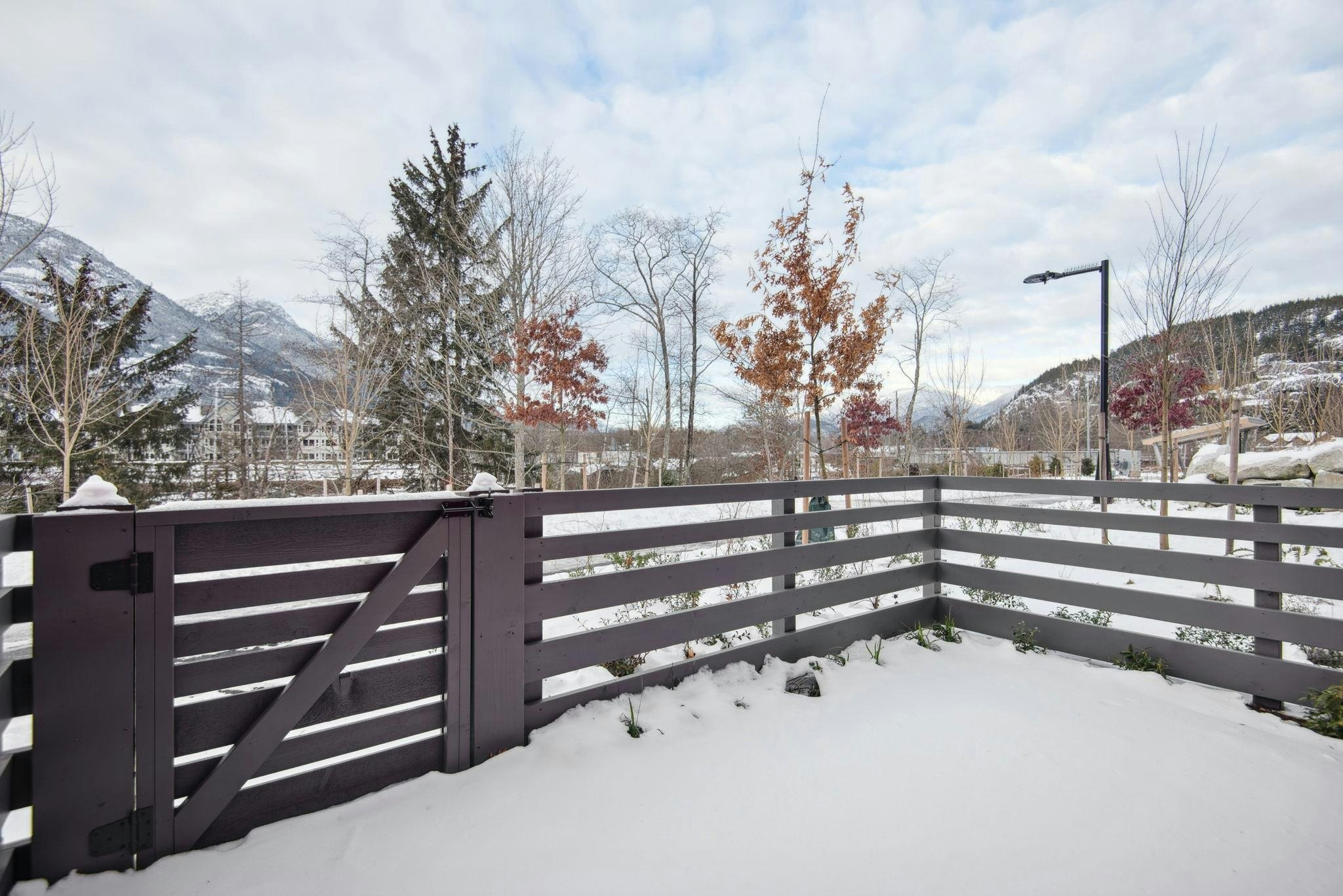 38087 Helm Way, Squamish, BC, V8B 1A8 - 27
