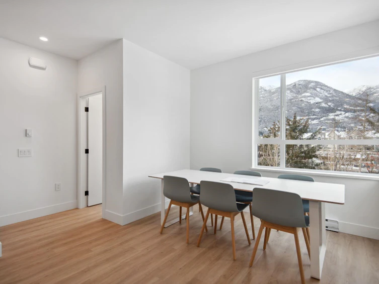 38087 Helm Way, Squamish, BC, V8B 1A8 - 13