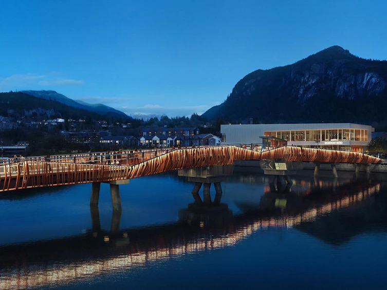 38087 Helm Way, Squamish, BC, V8B 1A8 - 37