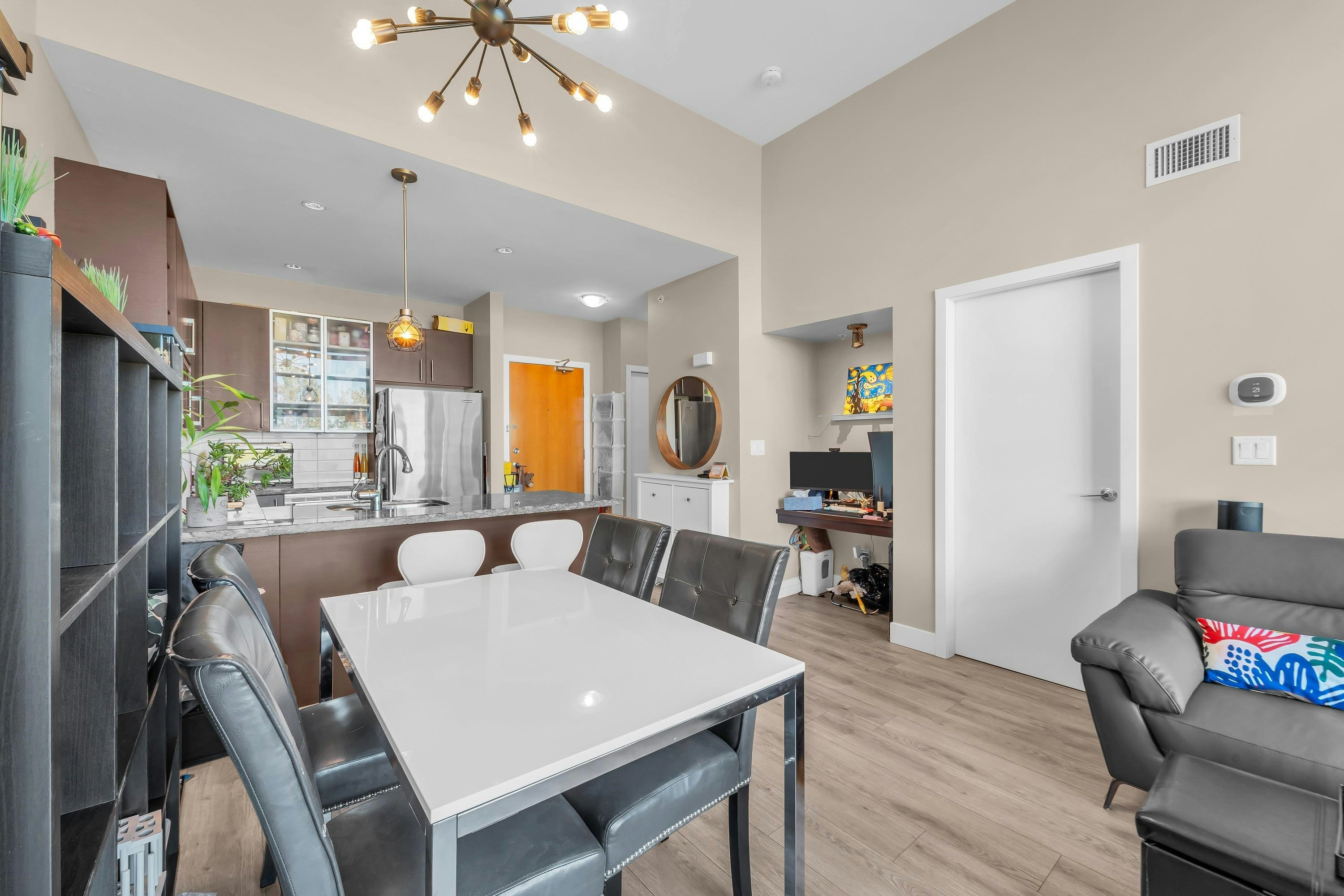404-14100 Riverport Way, Richmond, BC, V6W 1M3 - 14