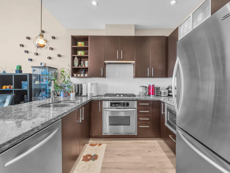 404-14100 Riverport Way, Richmond, BC, V6W 1M3 - 9