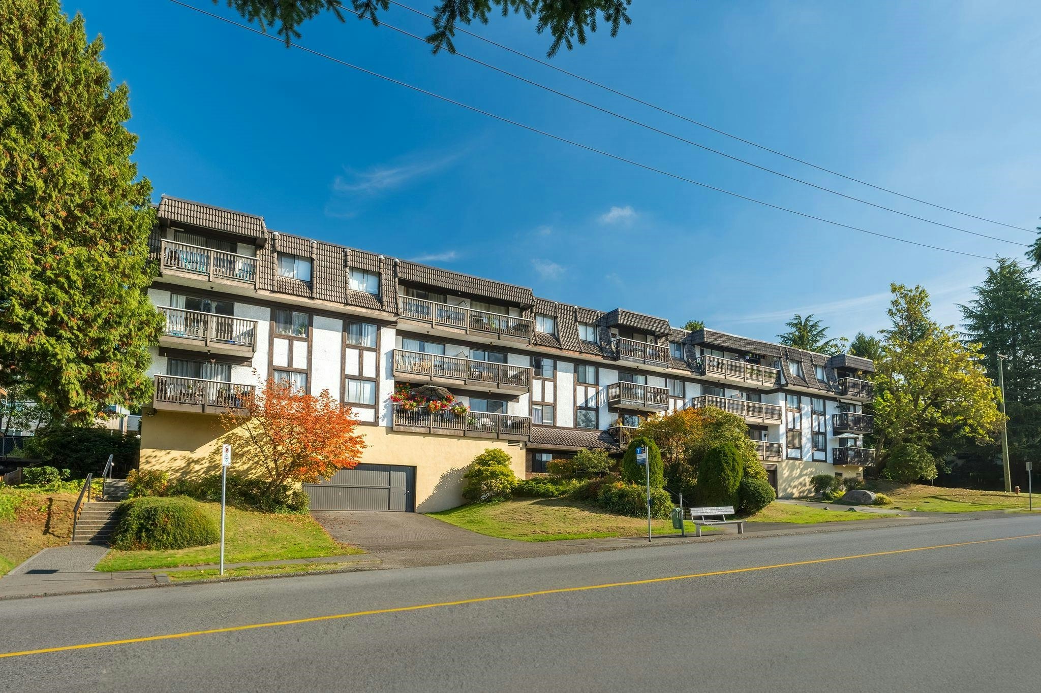 214-310 W 3rd Street, North Vancouver, BC, V7M 1G4