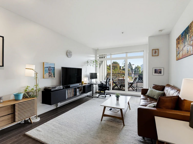311-707 E 20th Avenue, Vancouver, BC, V5V 0B3