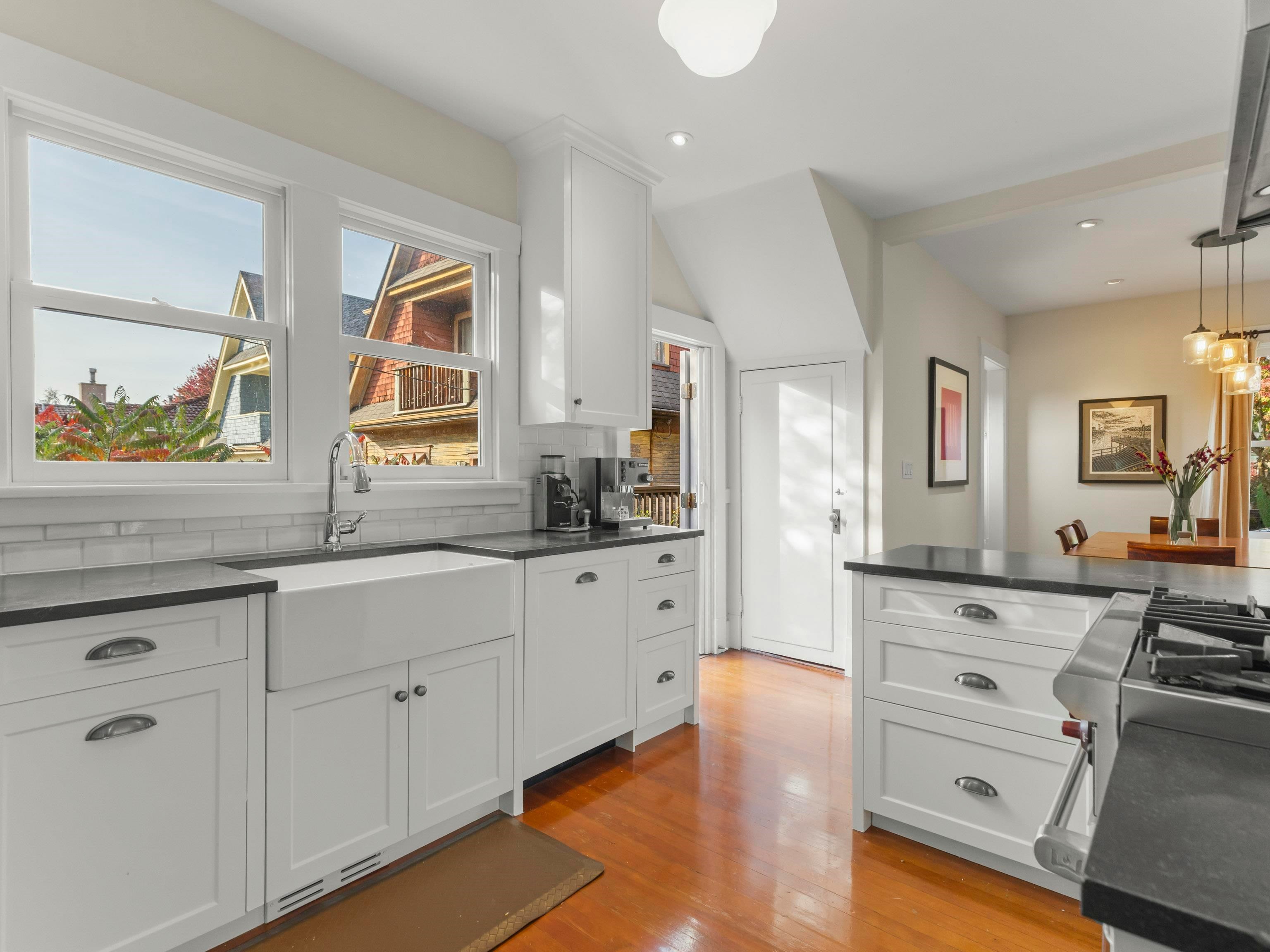 179 N Penticton Street, Vancouver, BC, V5K 3L3 - 8