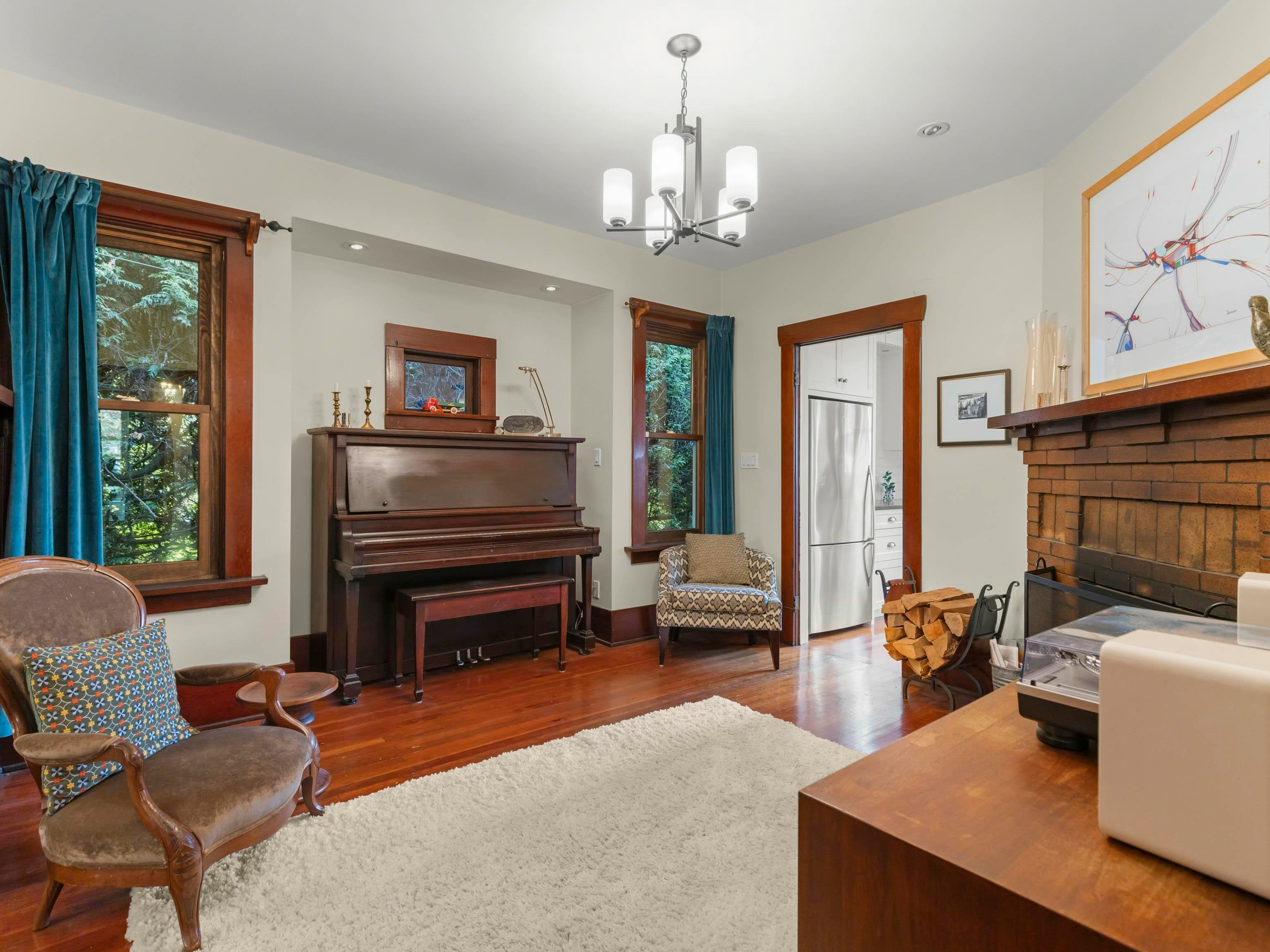 179 N Penticton Street, Vancouver, BC, V5K 3L3 - 7