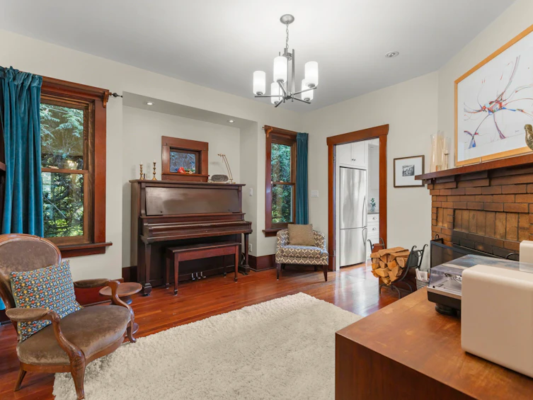 179 N Penticton Street, Vancouver, BC, V5K 3L3 - 7
