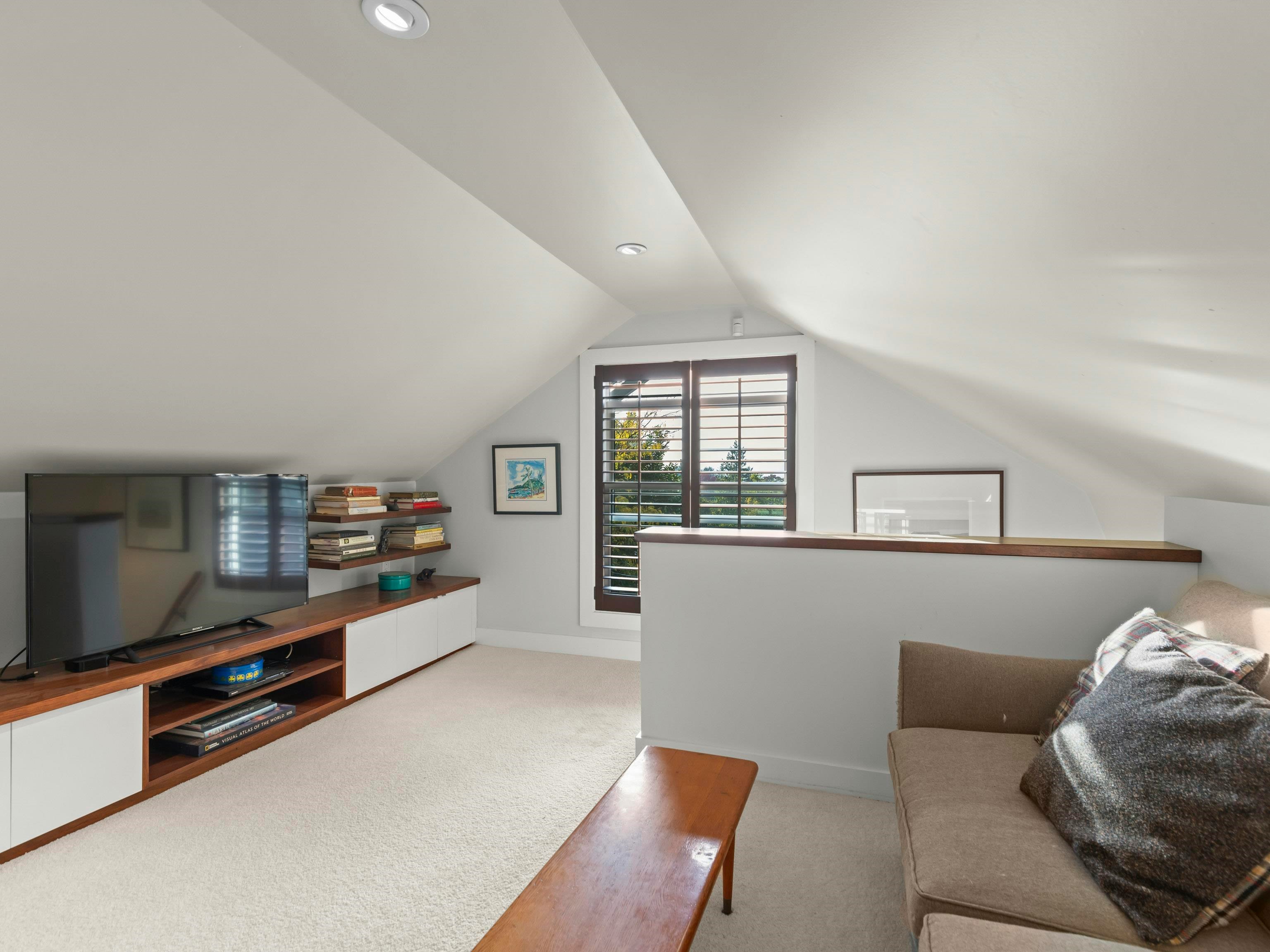 179 N Penticton Street, Vancouver, BC, V5K 3L3 - 18