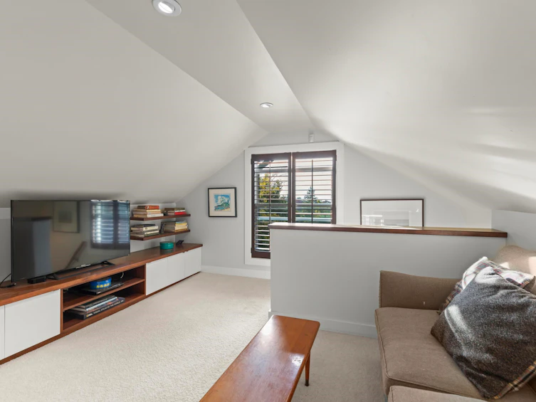 179 N Penticton Street, Vancouver, BC, V5K 3L3 - 18