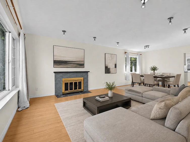 2216 E 41st Avenue, Vancouver, BC, V5P 1L6 - 3