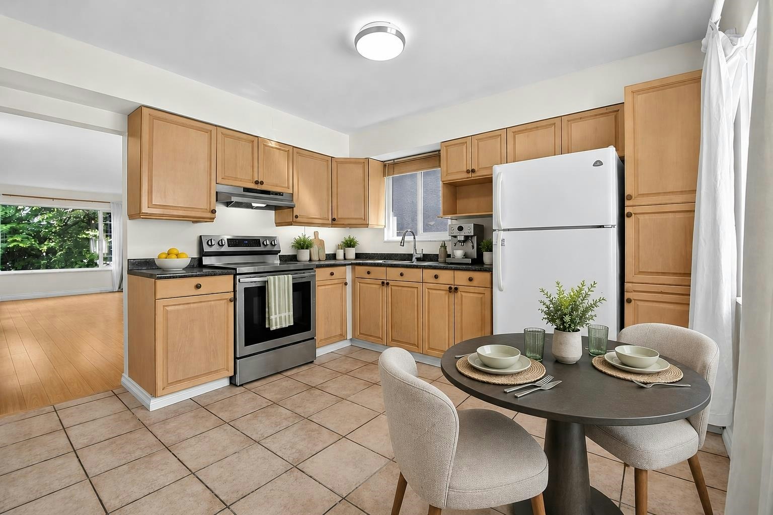 2216 E 41st Avenue, Vancouver, BC, V5P 1L6 - 15