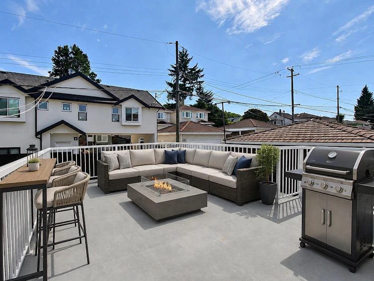 2216 E 41st Avenue, Vancouver, BC, V5P 1L6 - 32