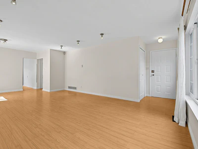 2216 E 41st Avenue - 4
