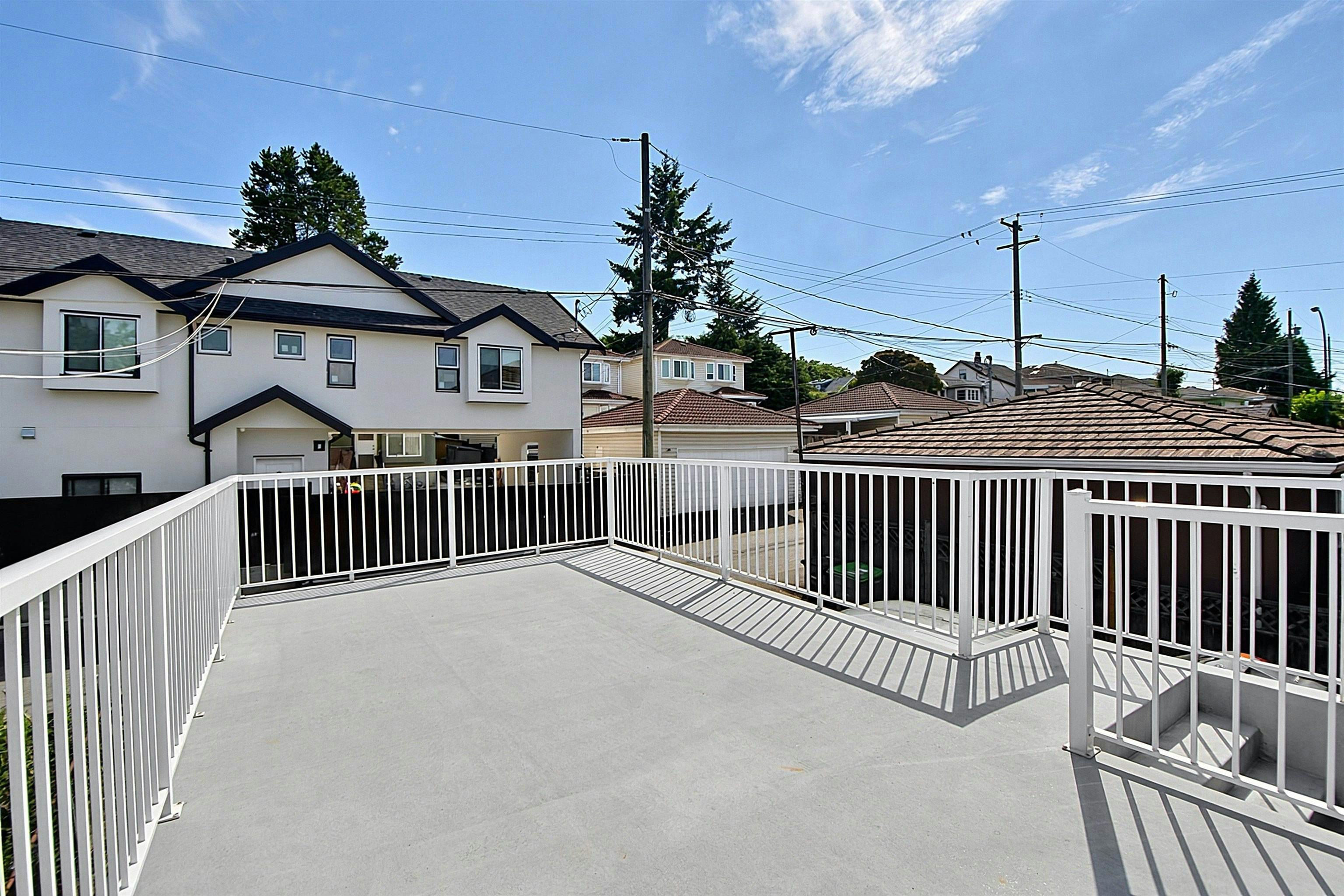 2216 E 41st Avenue, Vancouver, BC, V5P 1L6 - 31
