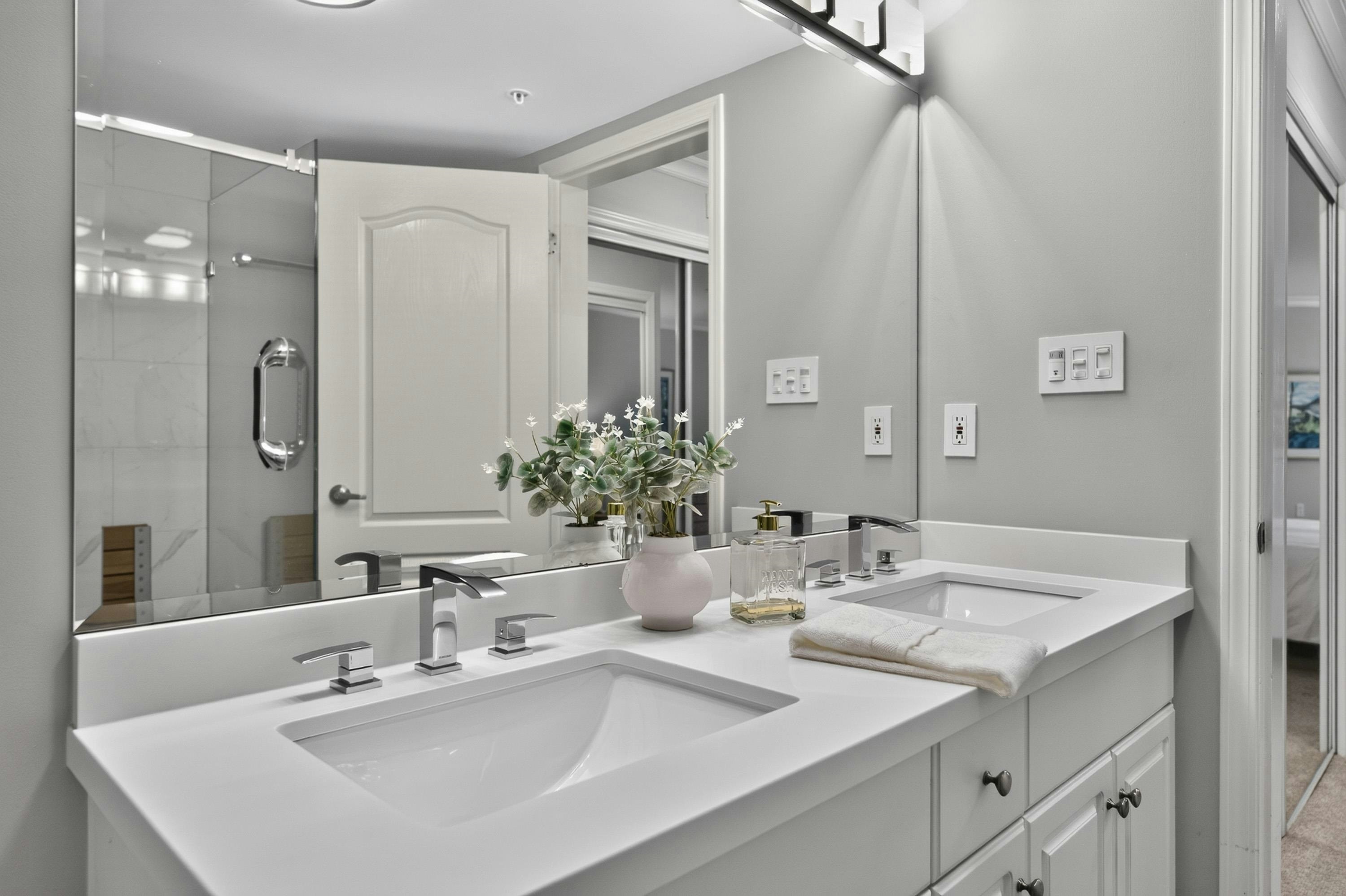 306-1929 154 Street, Surrey, BC, V4A 4S2 - 22