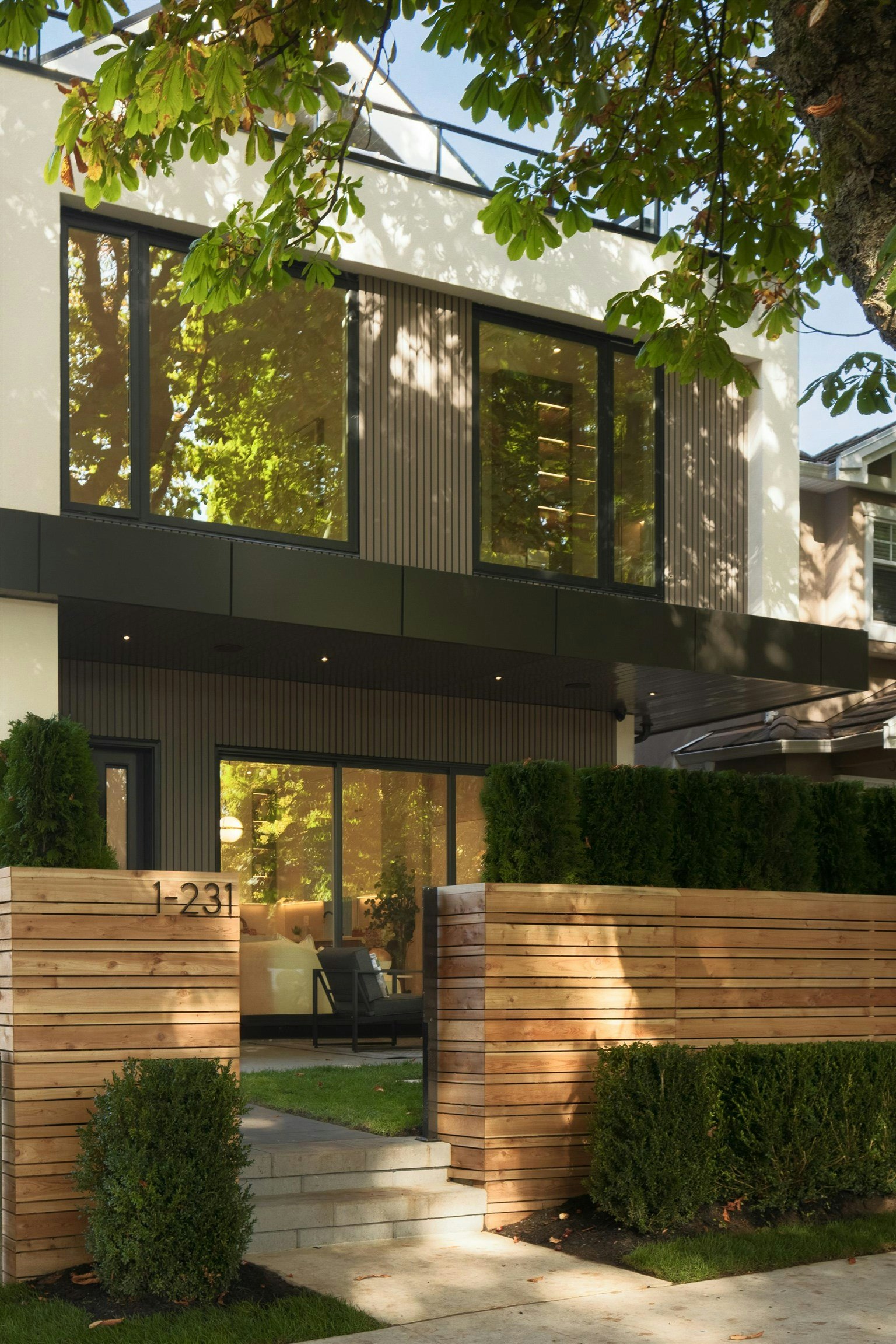 1-231 E 39th Avenue, Vancouver, BC, V5W 1K1