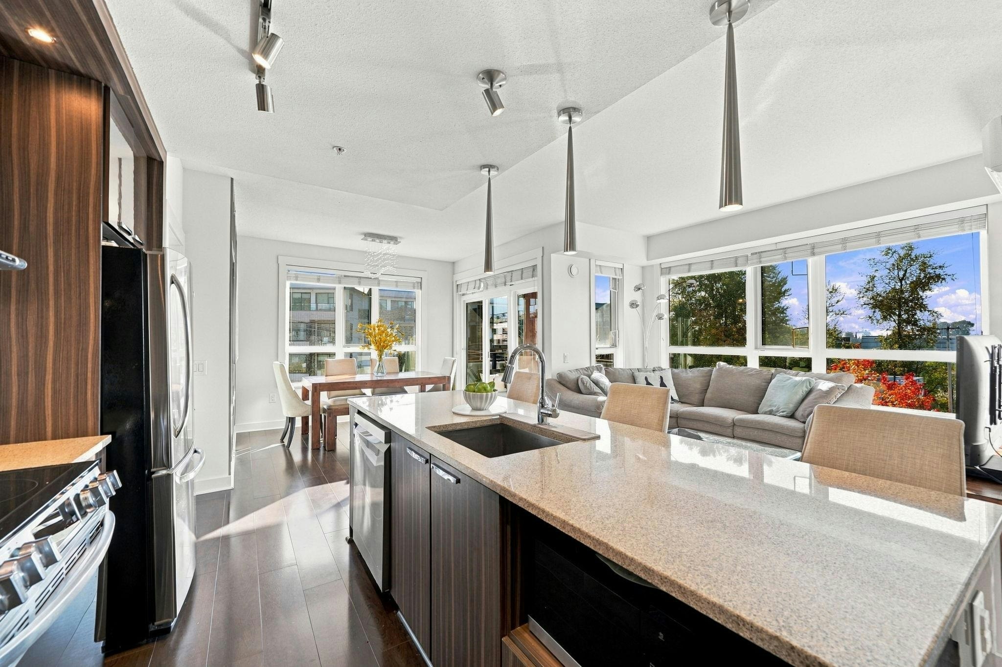 409-733 W 14th Street, North Vancouver, BC, V7M 0C6 - 8